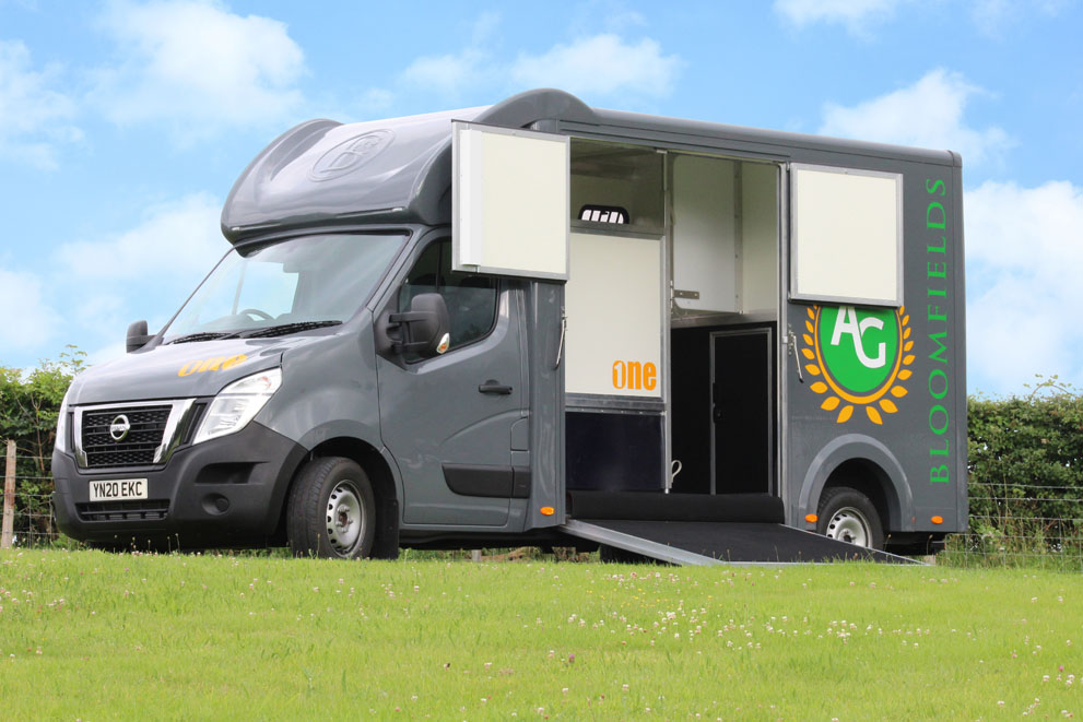 The ONE - One of the ultimate 3.5T horsebox models.
