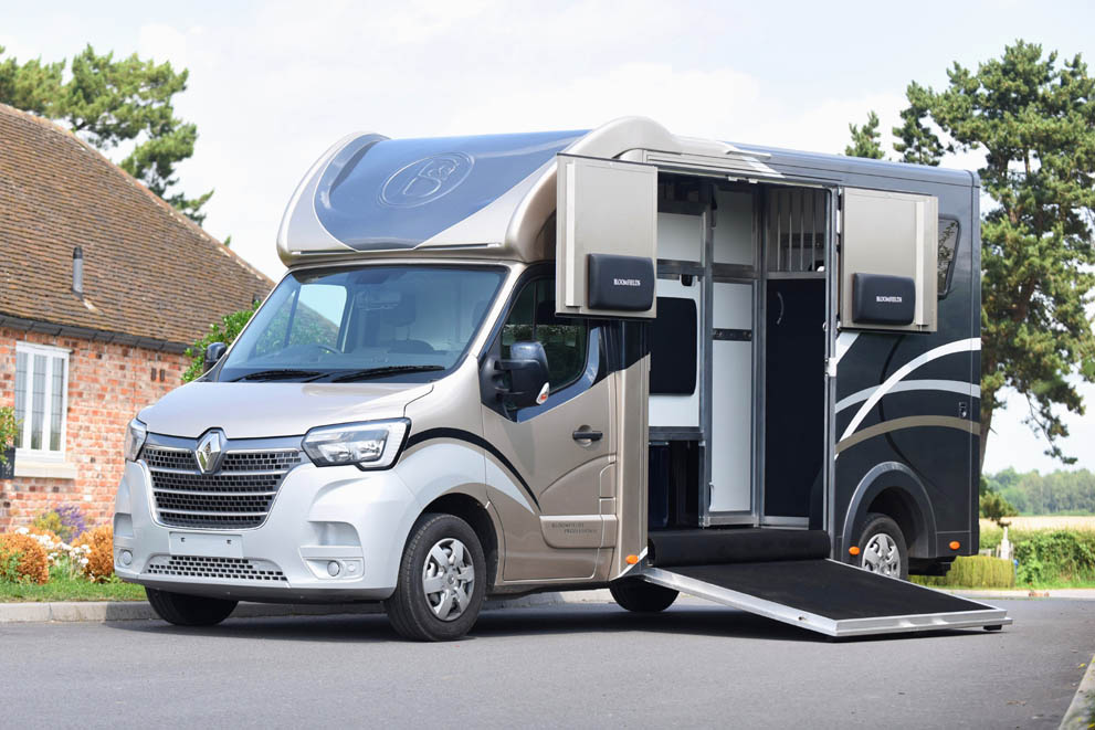 Professional - Ultimate horsebox models for difficult horses